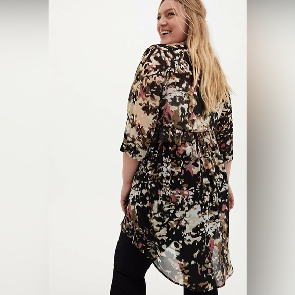 Torrid - Size 2 - Lexie ikat floral chiffon hi-low babydoll tunic - Picture 3 of 4